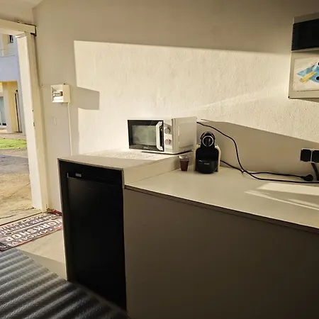 بيت ضيافة Garage Pool & Relax *