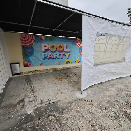 Garage Pool & Relax Эшмориш